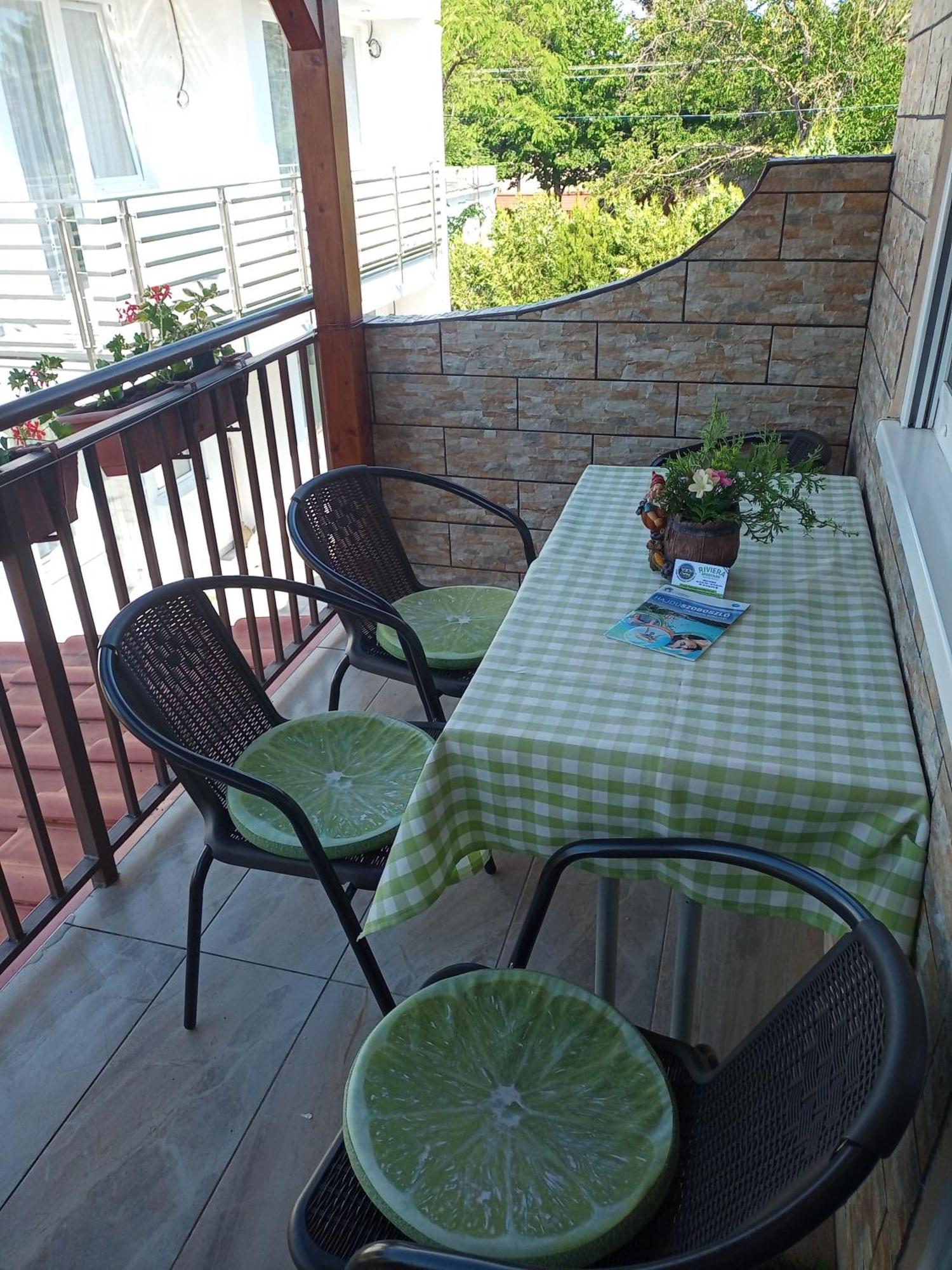 Riviera Apartman Hajdúszoboszló Екстериор снимка